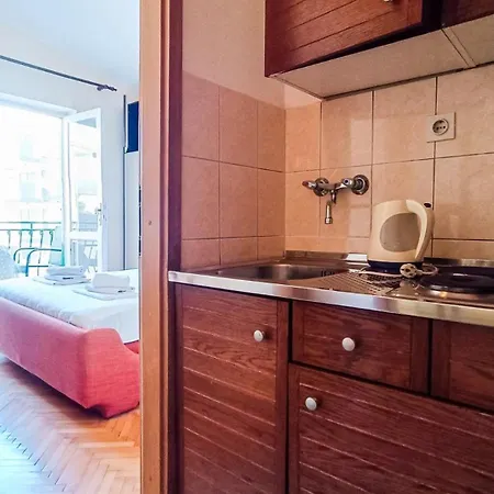Ines - 15 Meters From The Apartamento Promajna
