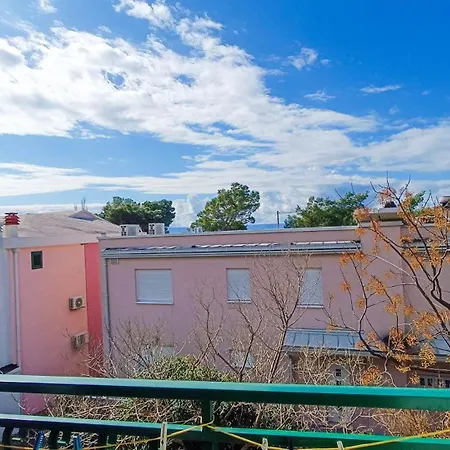 Ines - 15 Meters From The