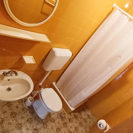 Ines - 15 Meters From The Apartamento Promajna