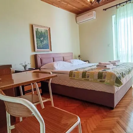 Apartamento Ines - 15 Meters From The Promajna