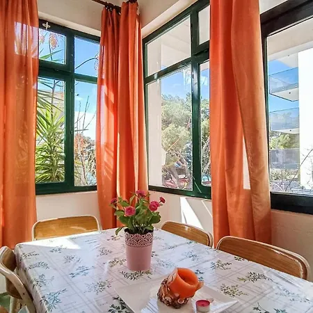 Ines - 15 Meters From The Apartamento Promajna